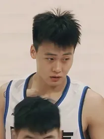 赵睿：所以和偶像恋爱了？