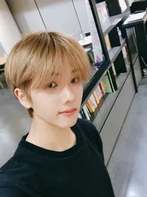 NCT：青涩年华
