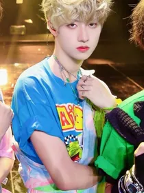 朱志鑫：小妹妹不要动