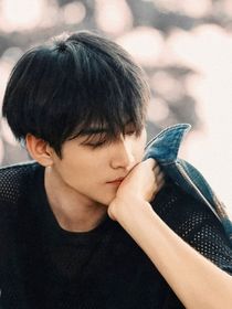 周柯宇：小姐，我能请你跳支舞吗？