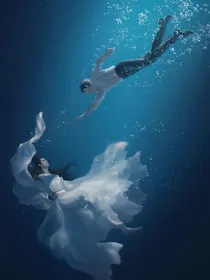 冥王老婆要贴贴