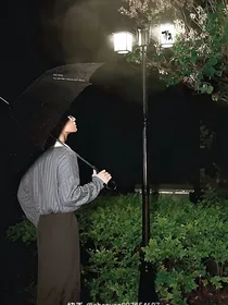 张真源：躲进云里的暖阳