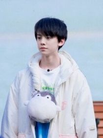 终究还是她