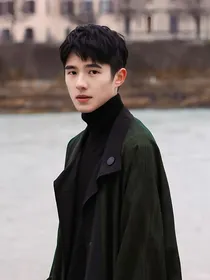 秦风：风清月明