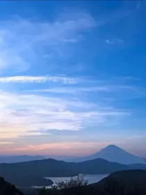 夏之墓