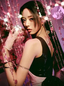 BTS：白月光救赎