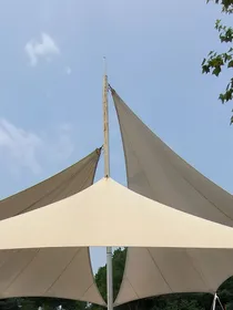 快穿：末世里的度假村