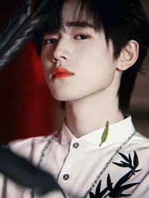 被霸道呵护的小奶团子