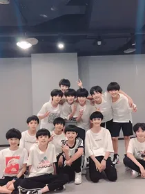 是先甜后苦呀