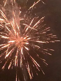 等你带我去看那场烟花