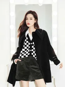 穿成万年女配