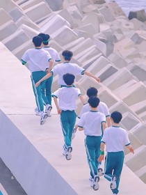 祺鑫：高冷总裁与高冷校草
