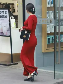 红莲花的故事