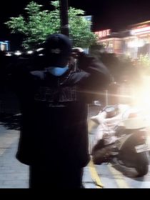 她和她的姐姐