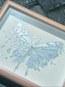 风中破碎的镜子