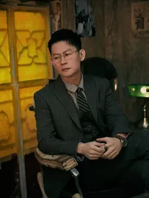 中年总裁李响的白月光替身小娇妻