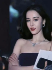 热销短篇：当我望向你