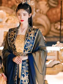 长月烬明：神女有情亦无情