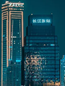 我在平行时空开养成系公司