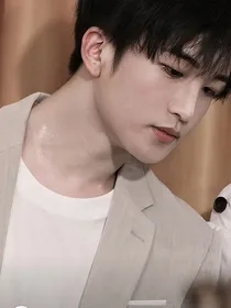 黄子弘凡：元月当空照
