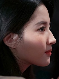 风吹白衬衫