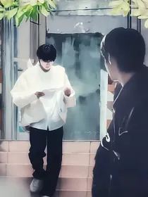 文轩：头发乱了