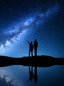 星空，月夜和我们