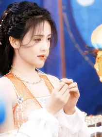 覆月