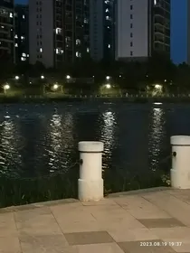 拉贝尔学校（正在重改！）