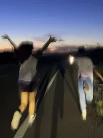 救命！和闺蜜一起穿越了