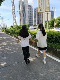 大学生活（舒文，一雪，余妙）-d581