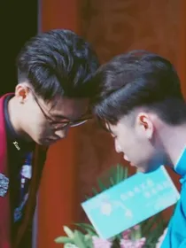 秦霄贤：长的好看怪我咯