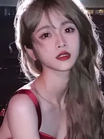 穿成小说里的女配
