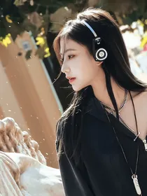 拐拐是姐姐们的管家