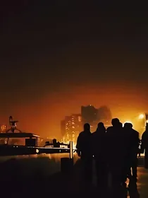 TNT：嘘，我轻点