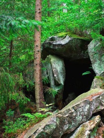 神秘的山洞