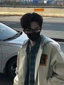 黄子弘凡：风来自远方