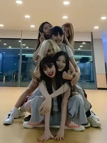 gidle：广东人勇闯狗方块