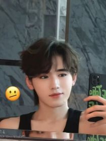 热搜惊爆：顶流影帝他是恋爱脑