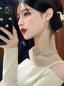 万人迷才不做恶毒女配