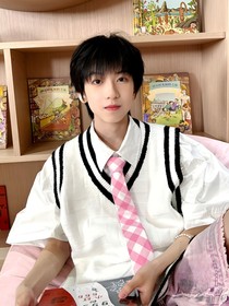 杨博文：太阳的后裔