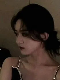 老婆亲亲臭男人走开