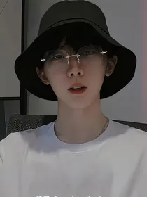 马嘉祺：顶流也在奔向你