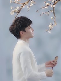 周深：养了个耳蜗小萌娃