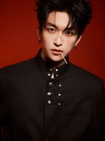 全娱：他可降万物