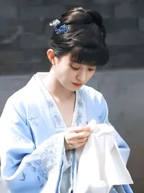 北堂墨染：出水芙蓉