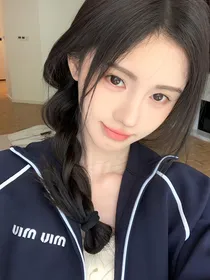 时团：严浩翔什么时候有个妹妹了