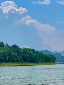 欲遇矞的随笔诗集