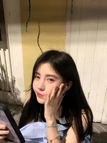 鞠婧祎：喜欢