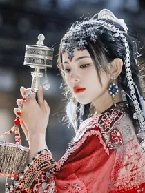 云之羽：配角抢戏中